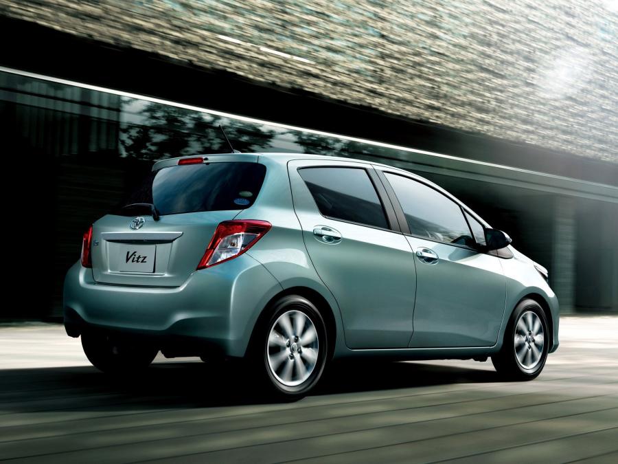  Toyota Vitz 2011 года  (фото 8 из 8)